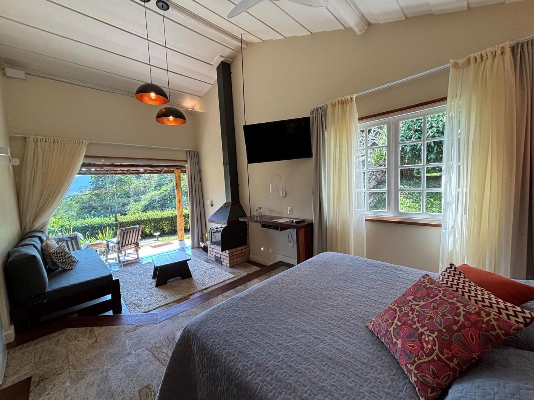 Auberge Suisse Pousada โนวาฟริบูร์โก ภายนอก รูปภาพ