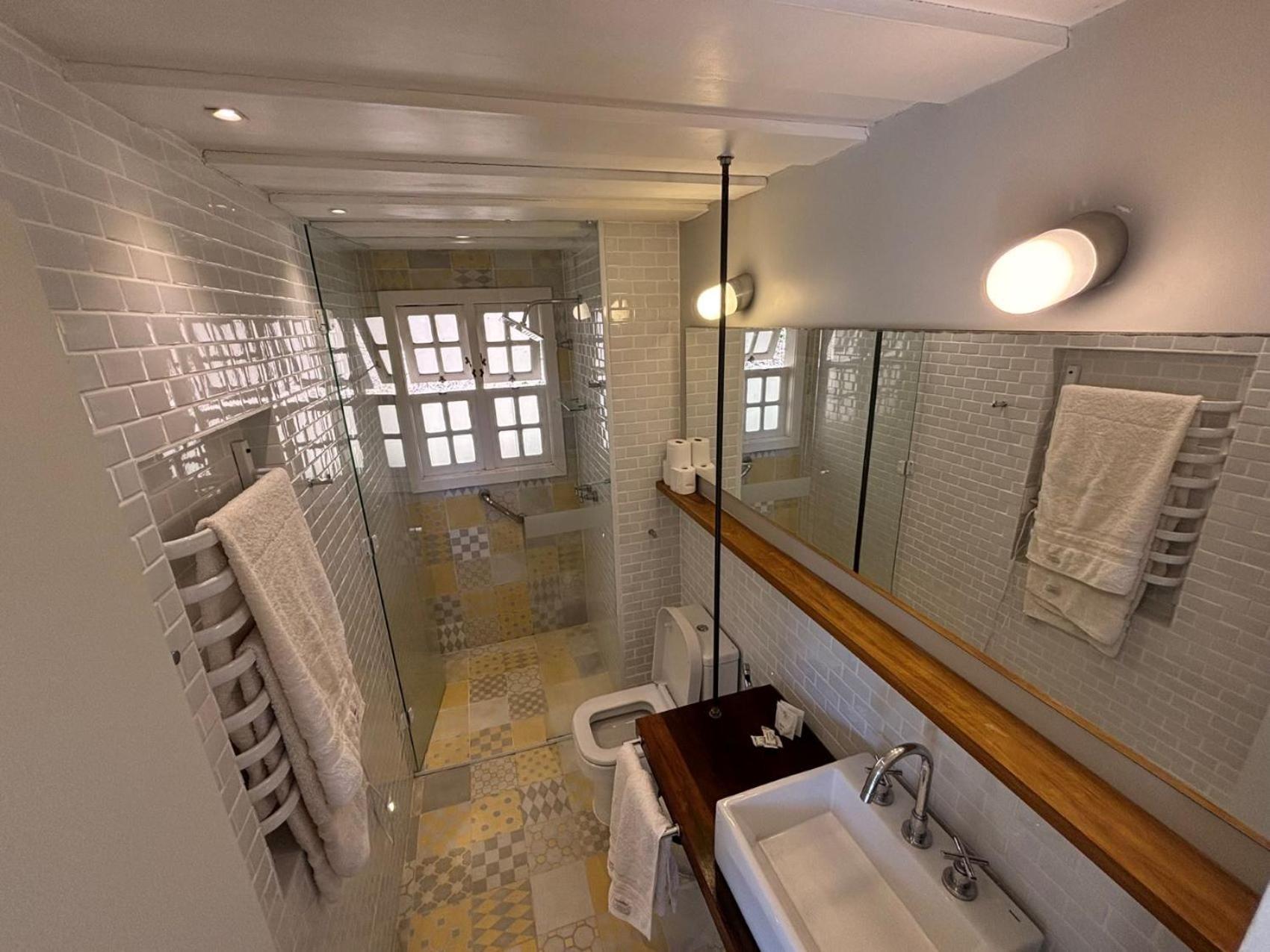 Auberge Suisse Pousada โนวาฟริบูร์โก ภายนอก รูปภาพ