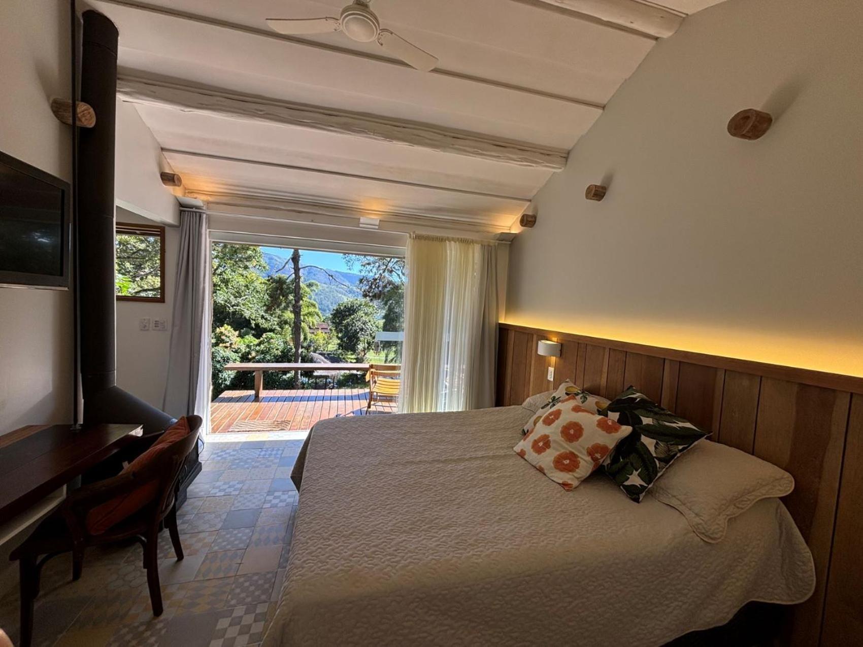 Auberge Suisse Pousada โนวาฟริบูร์โก ภายนอก รูปภาพ