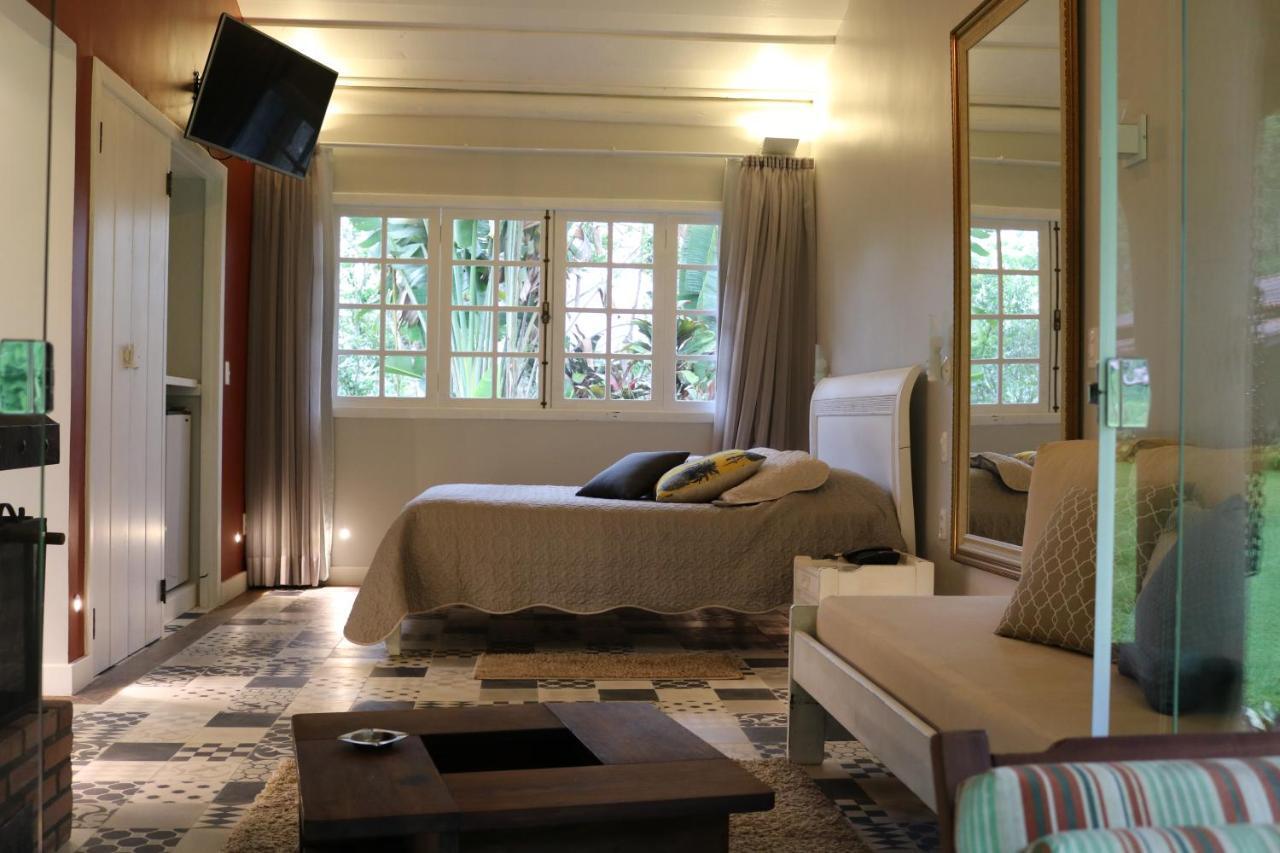 Auberge Suisse Pousada โนวาฟริบูร์โก ภายนอก รูปภาพ